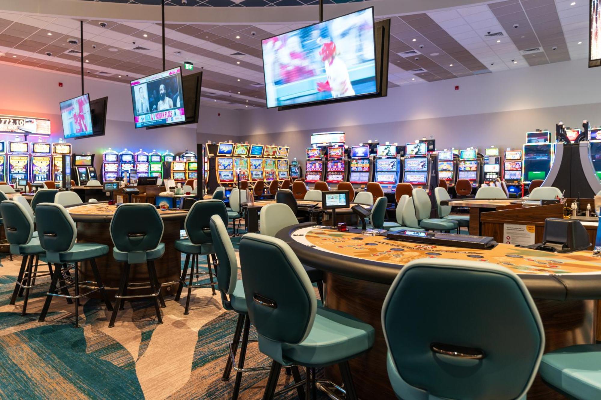 Red Deer Resort & Casino 外观 照片