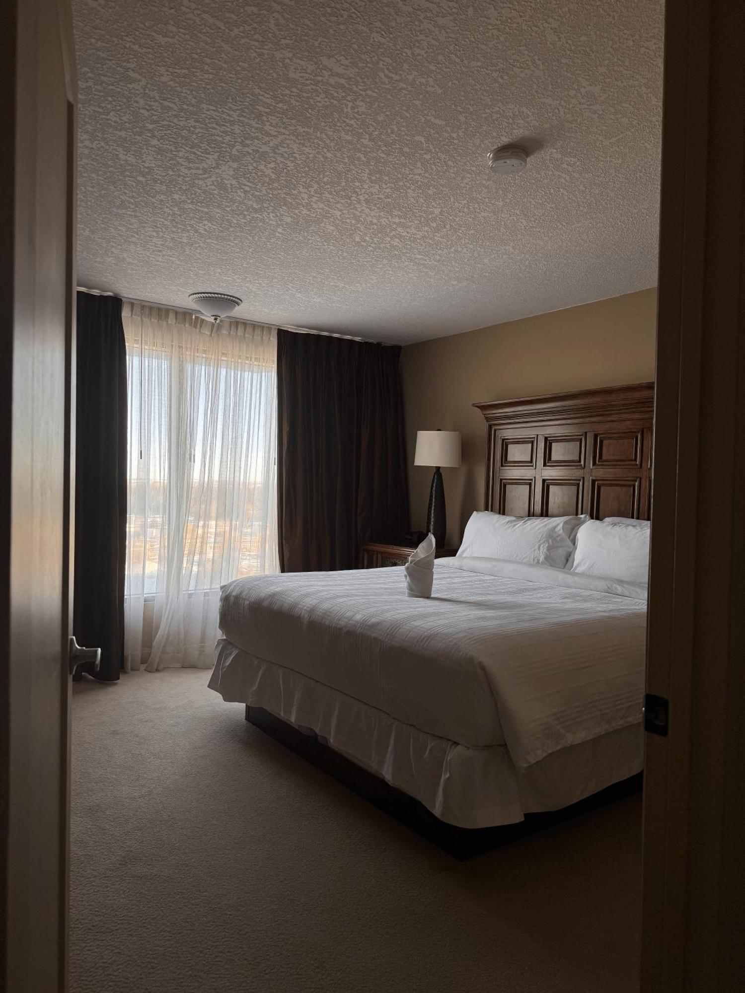 Red Deer Resort & Casino 外观 照片