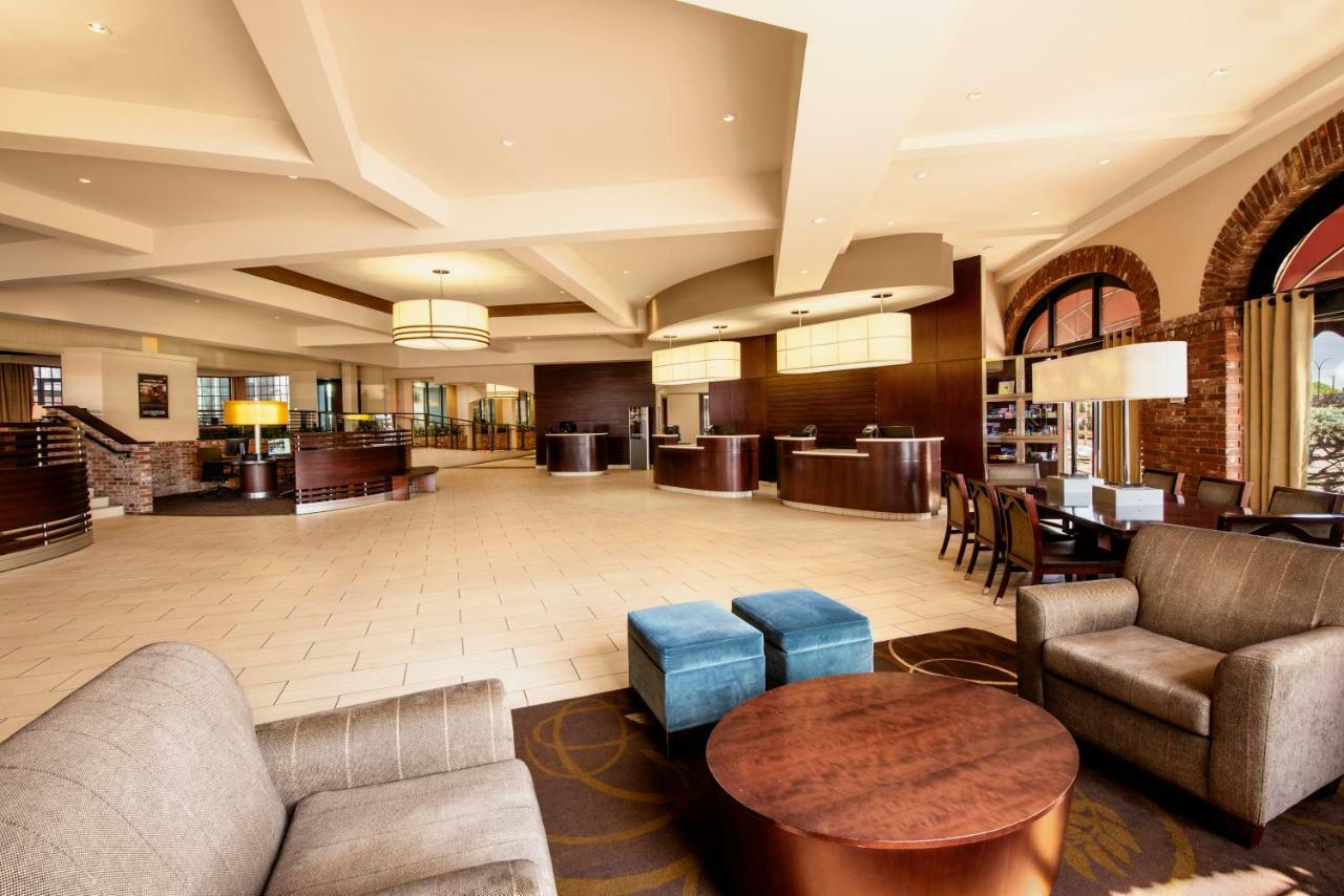 Red Deer Resort & Casino 外观 照片